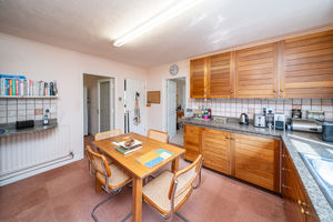 BREAKFAST KITCHEN- click for photo gallery